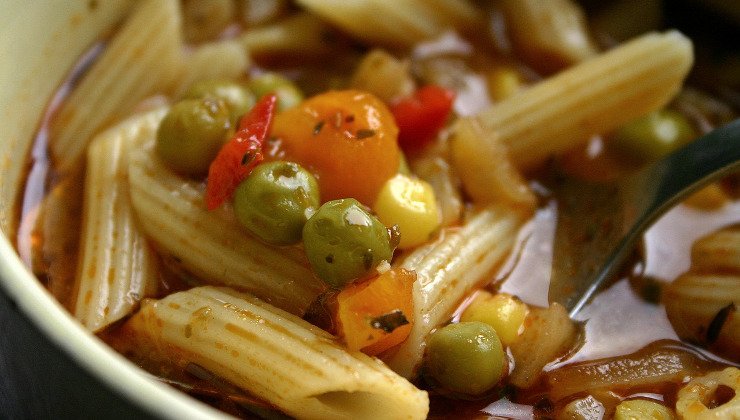 minestrone con pasta o riso