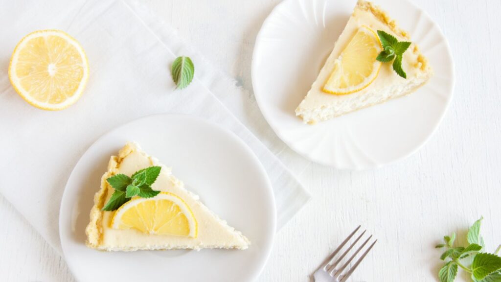 Cheesecake vegan: come prepararla con yogurt vegetale e limone